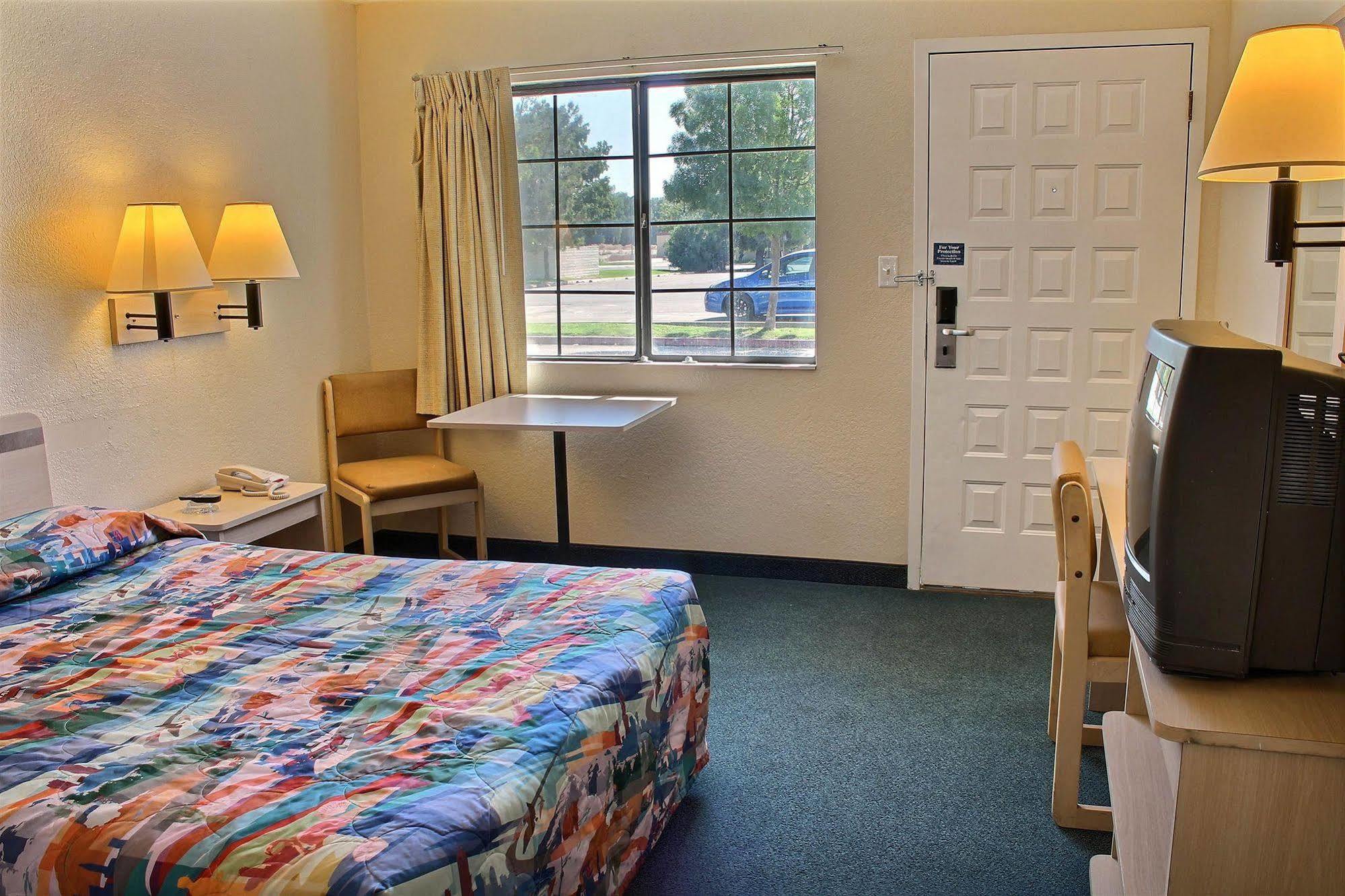 Vagabond Inn Buttonwillow North I-5 Εξωτερικό φωτογραφία