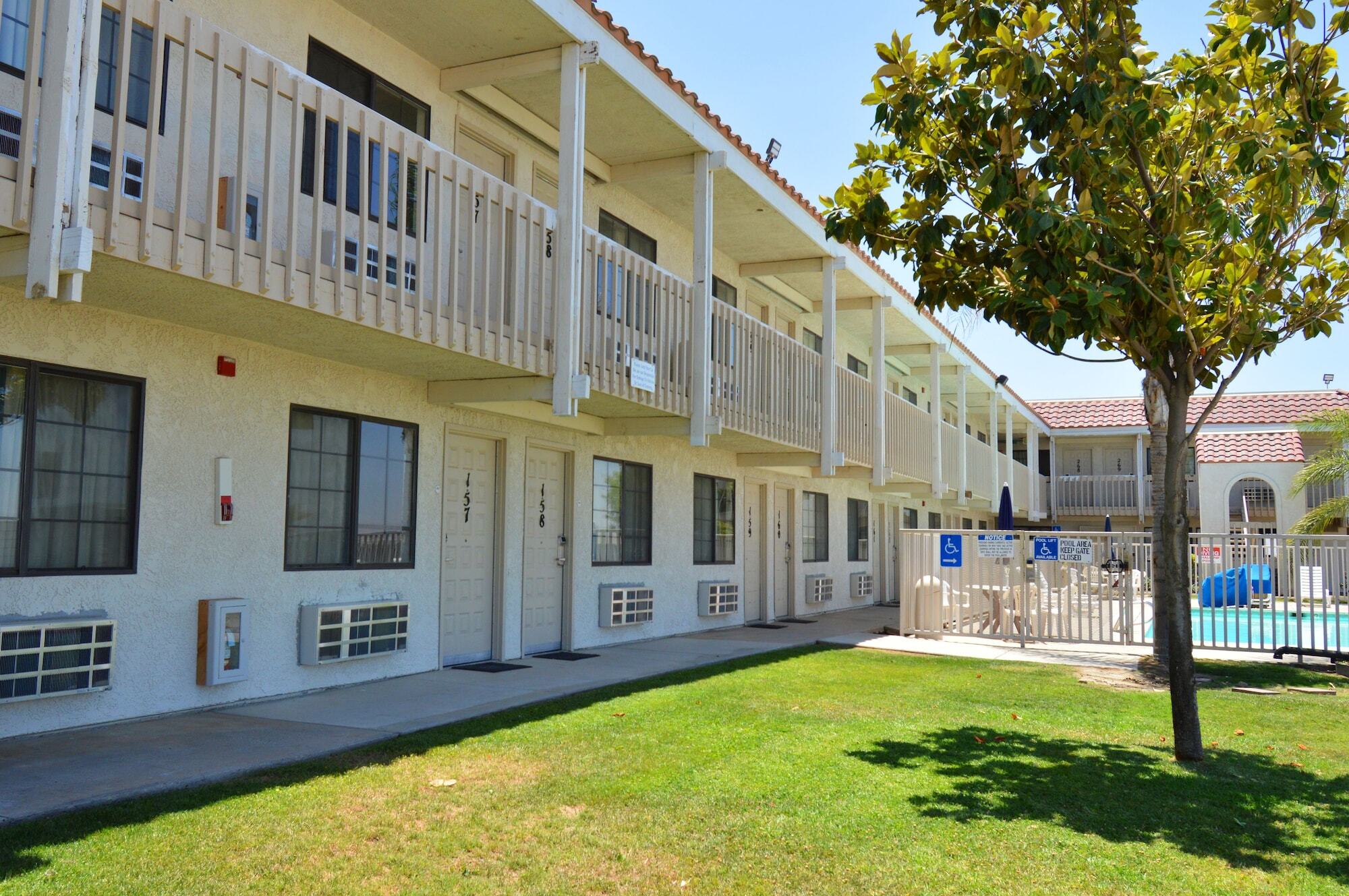 Vagabond Inn Buttonwillow North I-5 Εξωτερικό φωτογραφία